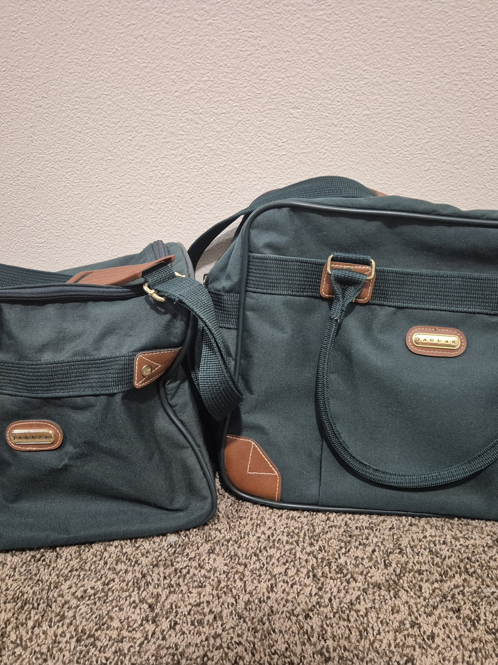 Jaguar Men's Forest Green Travel Duffel with Brown Trim